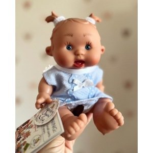 Nines D'Onil Jemne voňavá žmurkajúca bábika- Pepote Original 21cm
